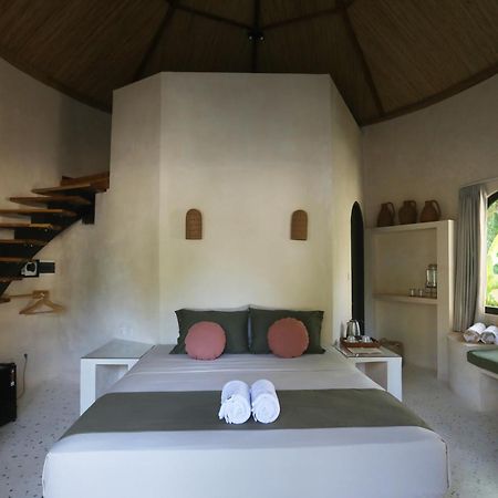 Tiu Oasis Lombok 호텔 Kuta  외부 사진