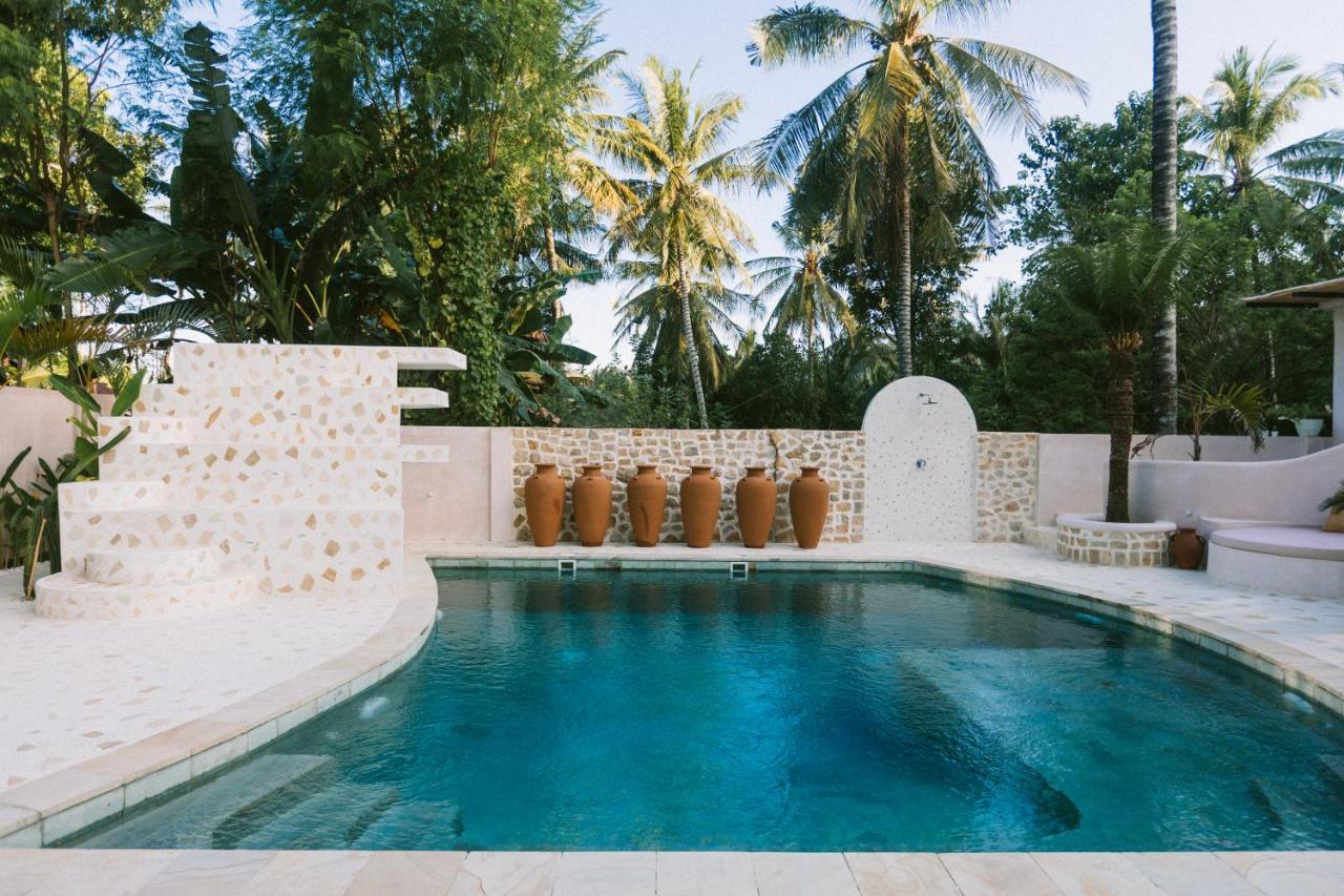 Tiu Oasis Lombok 호텔 Kuta  외부 사진